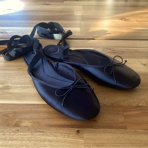 Zara Satin Ballet Flats with Ankle Ties, sz 40/9us